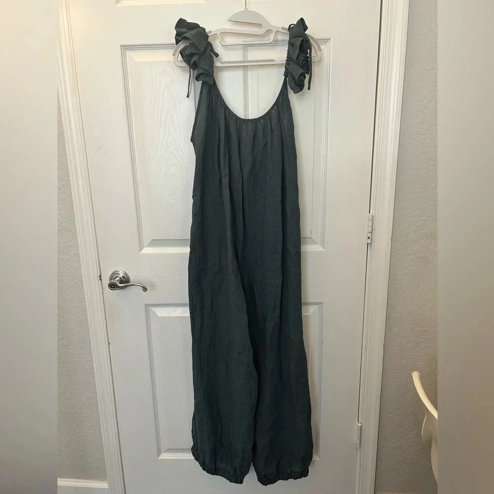 ! Shop Meg Ruffle Jump jumpsuit sz M - Picture 4 of 7